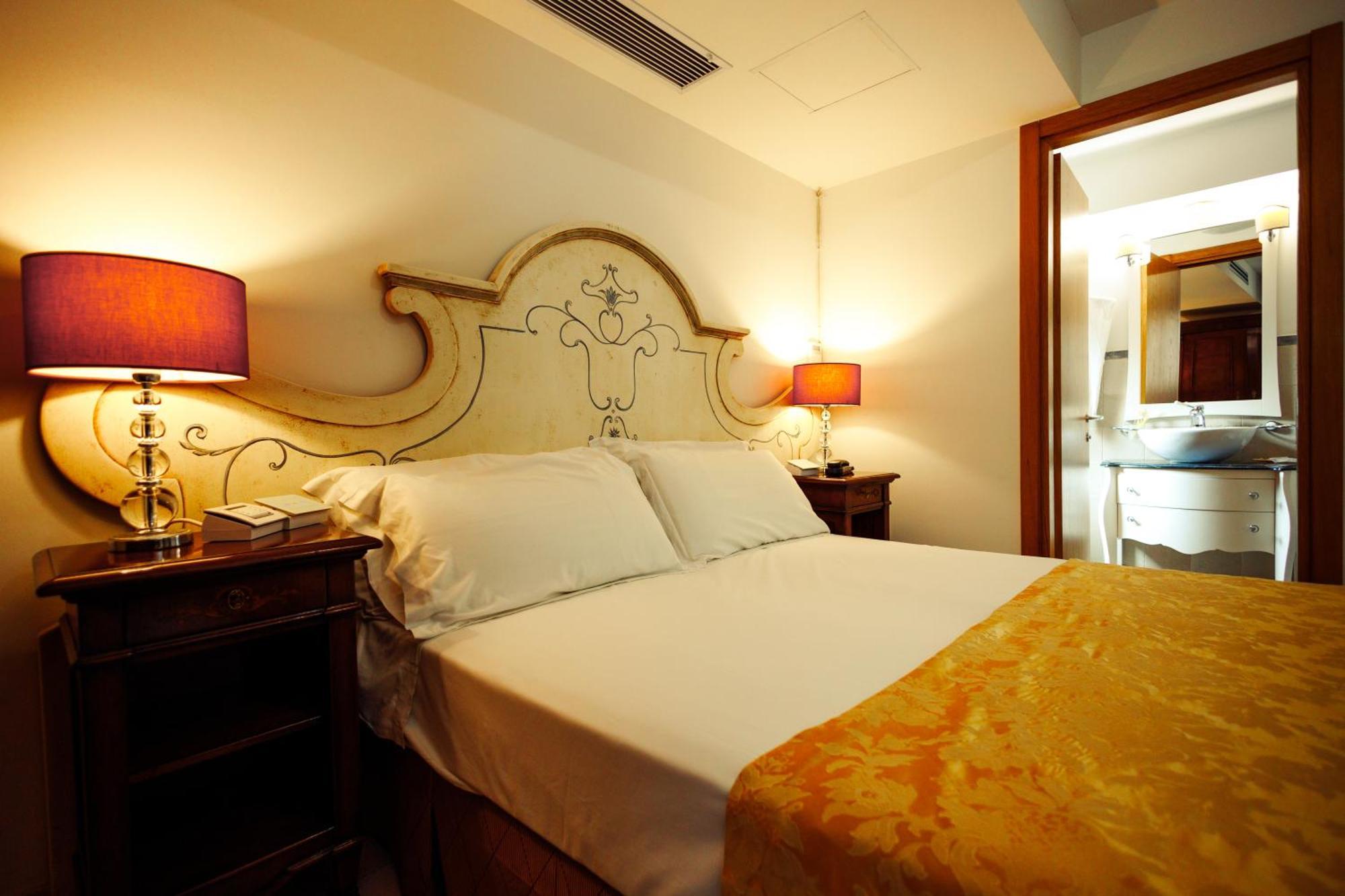 Vico Regio Hotel Casarano Exteriér fotografie